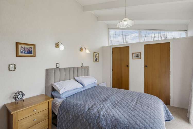556 Queen Street East Levin_22
