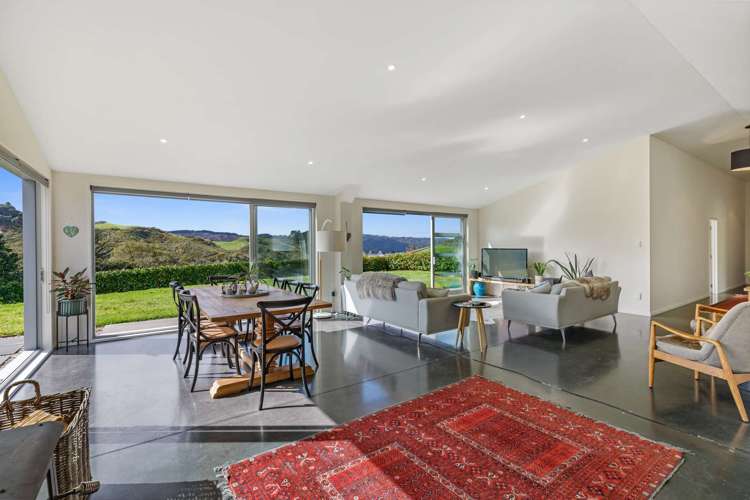 4 Bridle Way Hunua_8