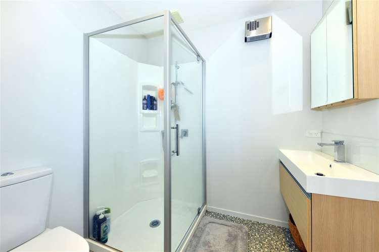 7 Hedge Close Halswell_10