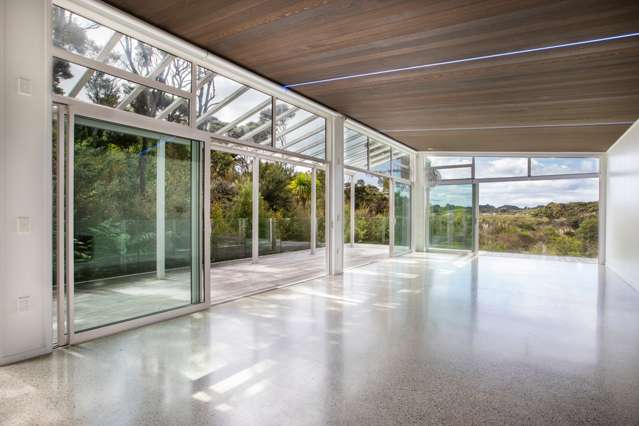 2109 Cove Road Mangawhai_1