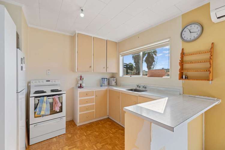 1/30 Waiari Road Conifer Grove_6