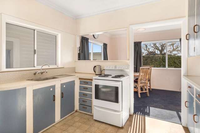 51 Parker Avenue Levin_2