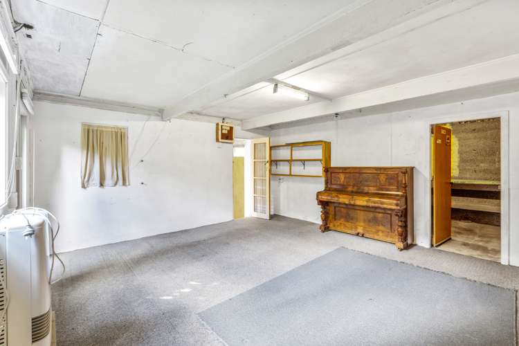 58 Earls Road Saint Clair_11