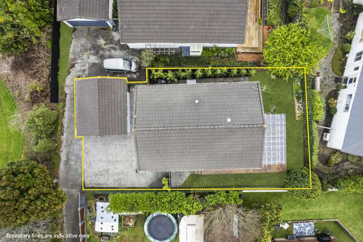 1/6 Lexington Drive Botany Downs_26