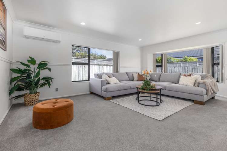 9 Takahe Drive Paraparaumu Beach_1