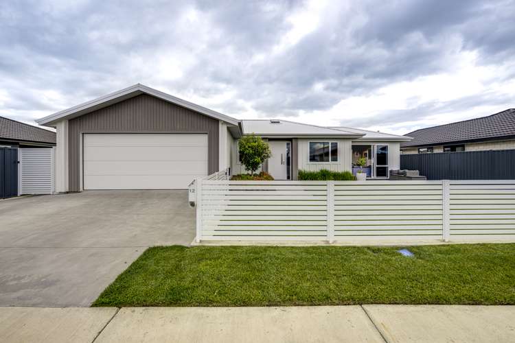 12 Hikawera Drive Frimley_20