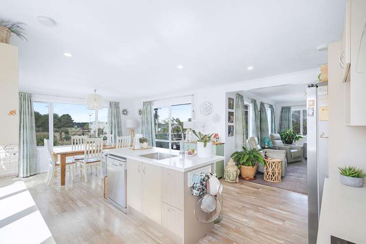 834 Tauhei Road Tauhei_4