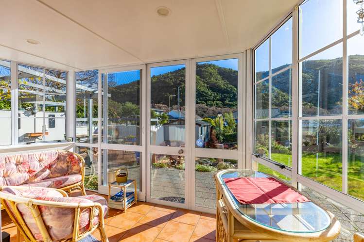 16 Huia Street Waikawa Picton_12