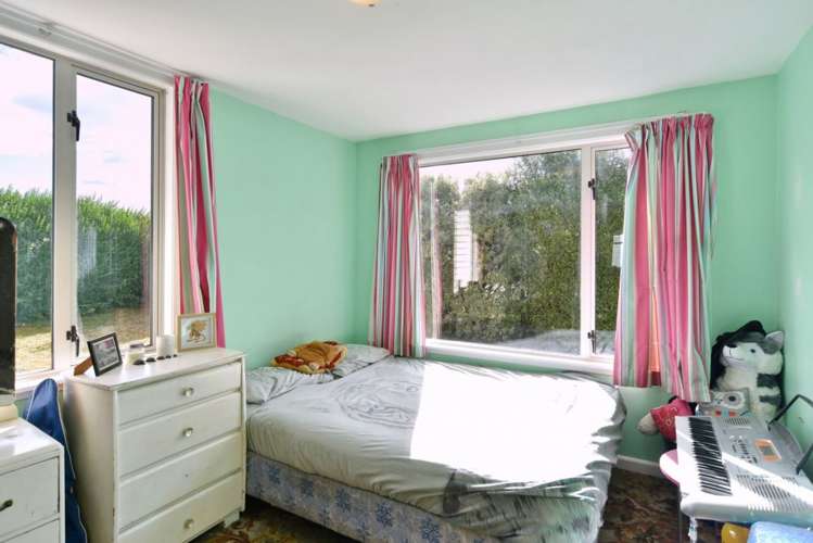 1425 Main North Road Waikuku_12