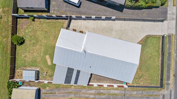 8 Margaret Place Deanwell_18
