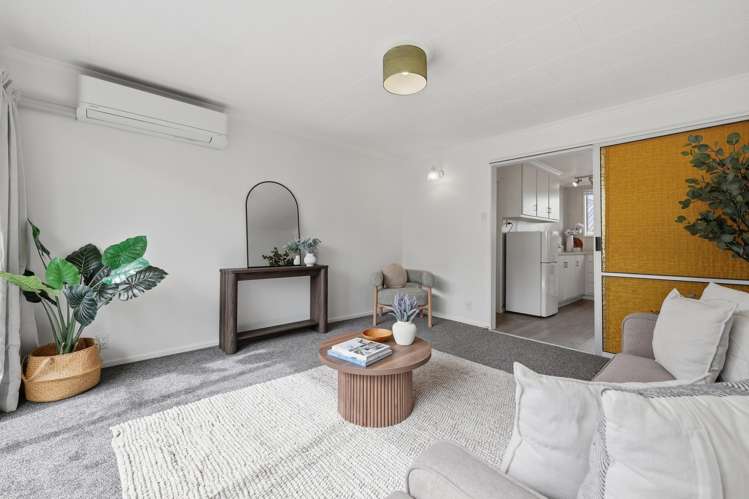12C Baker Street Caversham_14