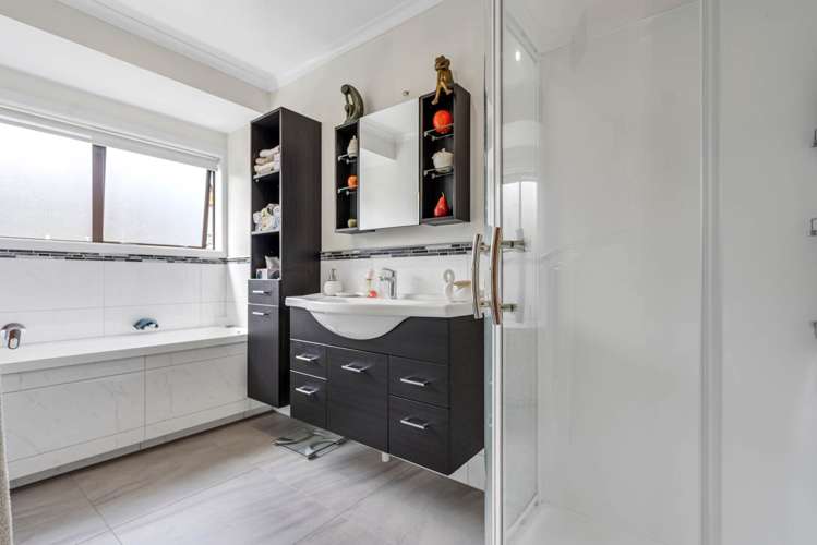 4 Elsted Place Goodwood Heights_14