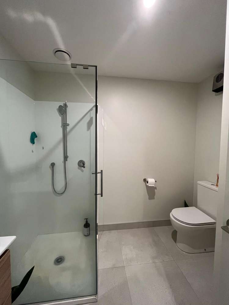  2/48 Glen Road Stokes Valley_13