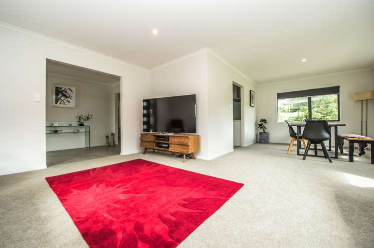 1 Glenwood Grove Whatawhata_7