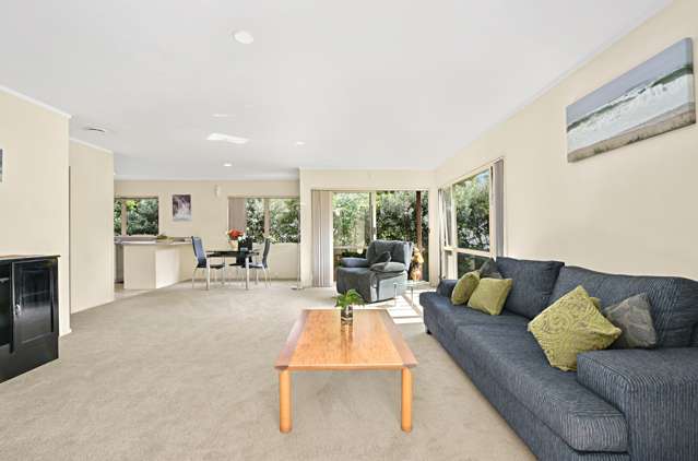 1/105 Carnoustie Drive Wattle Downs_2