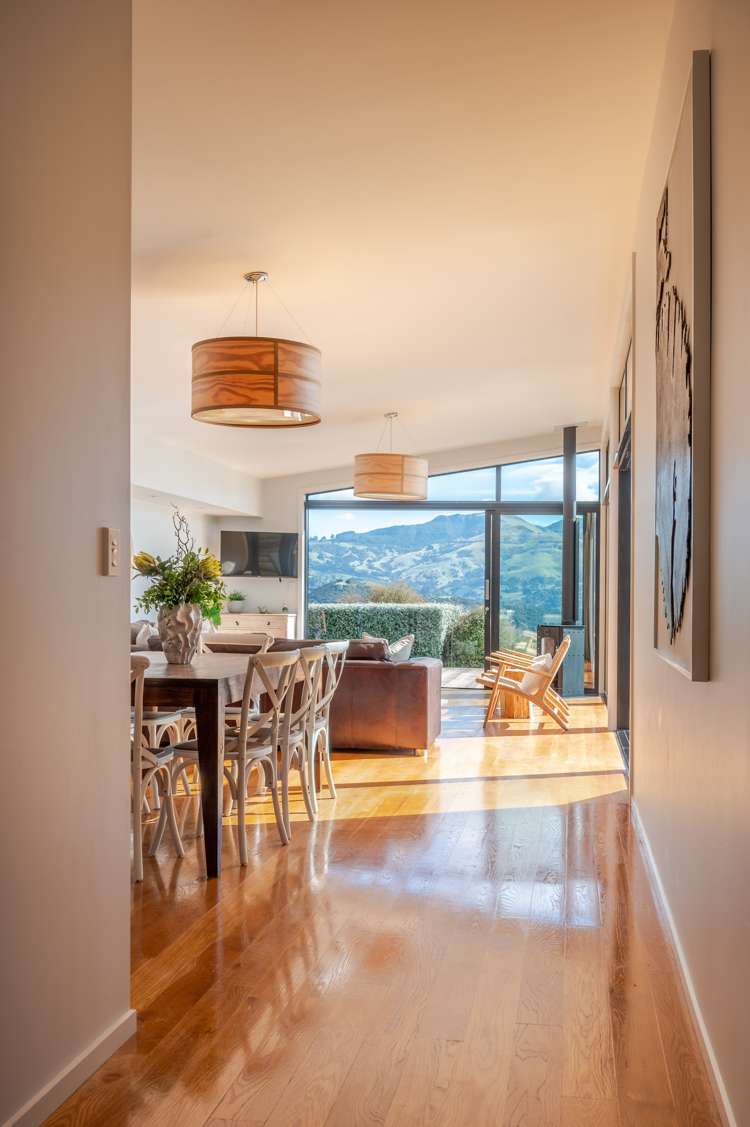 9 Lushingtons Bay Road Takamatua_11