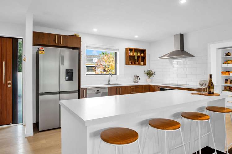 34A Brookside Road_2