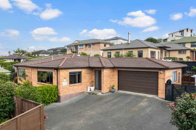 53 Chesterfield Way Orewa_2