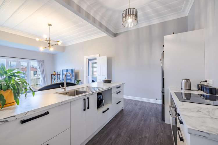 11 Young Street Saint Kilda_11