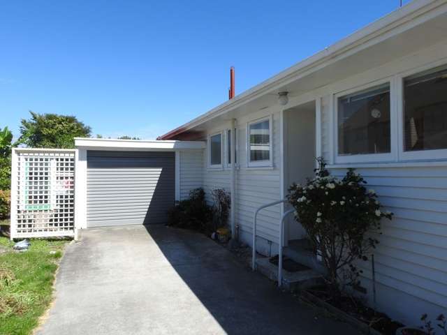 8 Gadsby Place Hamilton East_1