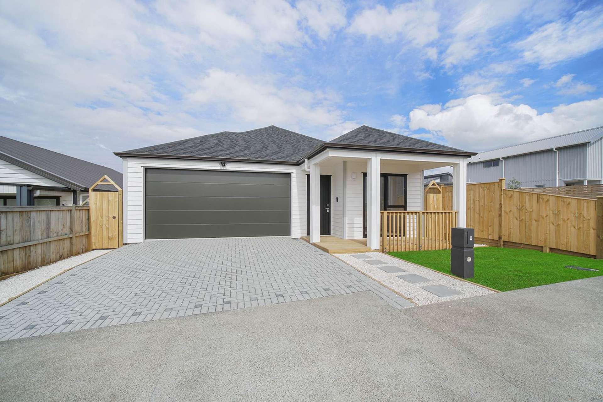 8 Enchantment Lane Karaka_0