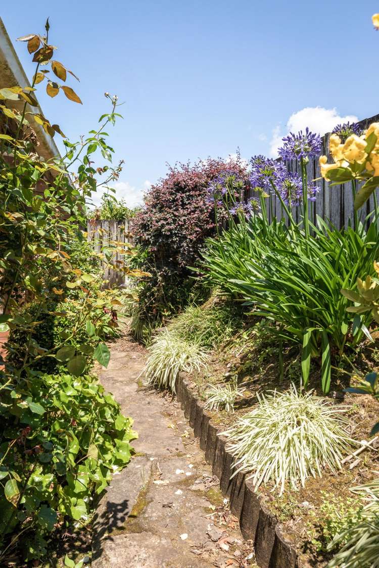 2 Denby Close Athenree_32