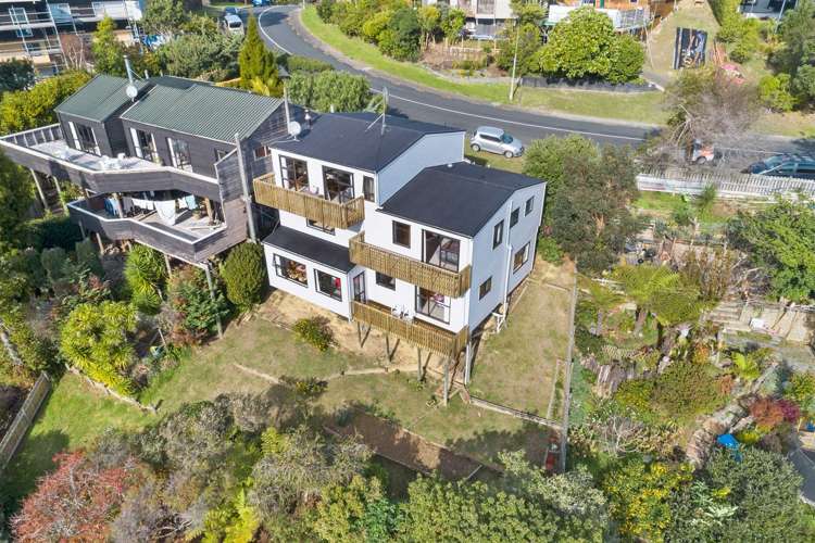 2/4 Danbury Drive Torbay_19