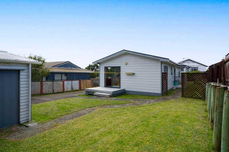 17 Moki Street Titahi Bay_10