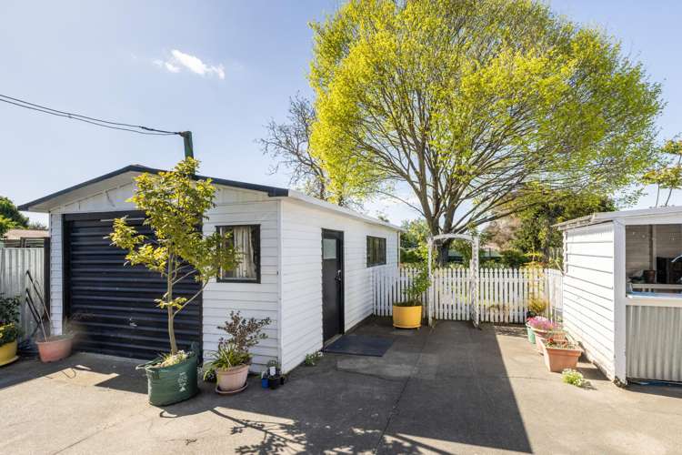 705 Kowhai Street Mahora_11