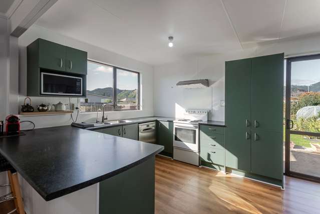 34 Makarini Street Paraparaumu_2