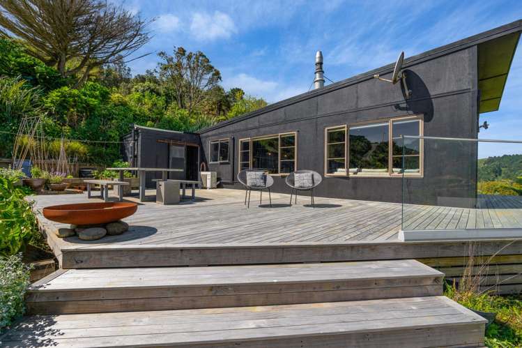 69 North Street Mokau_29