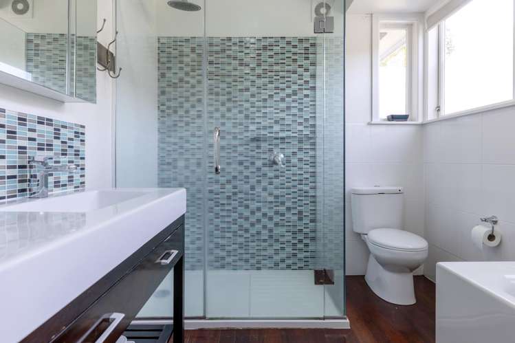 74 Taharepa Road Hilltop_15