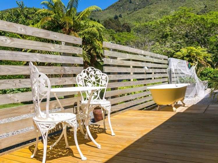 9 Thompson Place Anakiwa and Surrounds_16