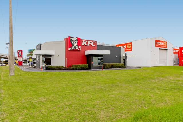 Mount Maunganui prime commercial opportunity on the menu