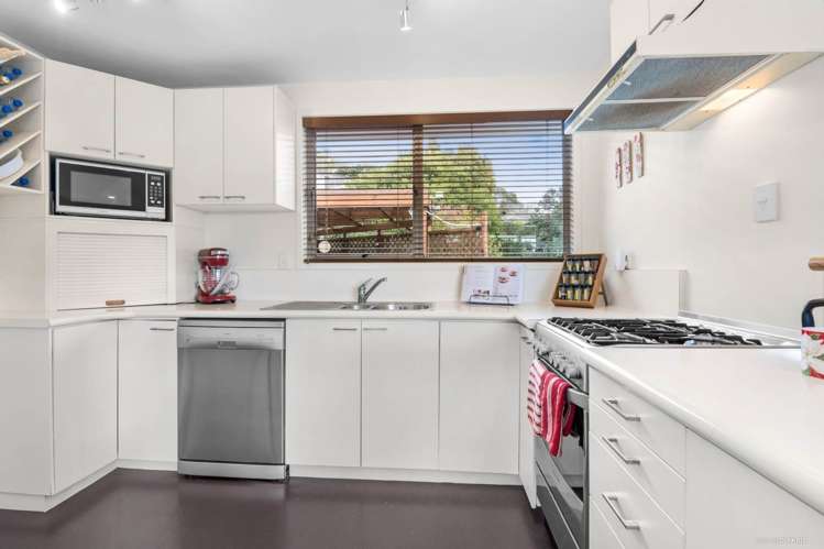 28 Noreast Drive Northcross_9