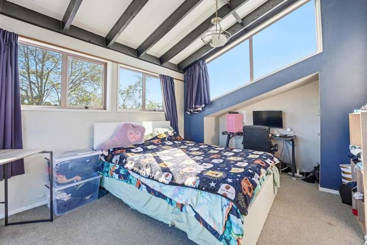 29 Exeter Crescent Springvale_12
