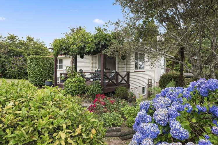 33 Alastair Avenue Owhata_13