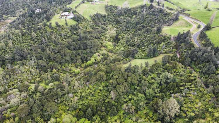 139 Paparoa Road Wainui_9