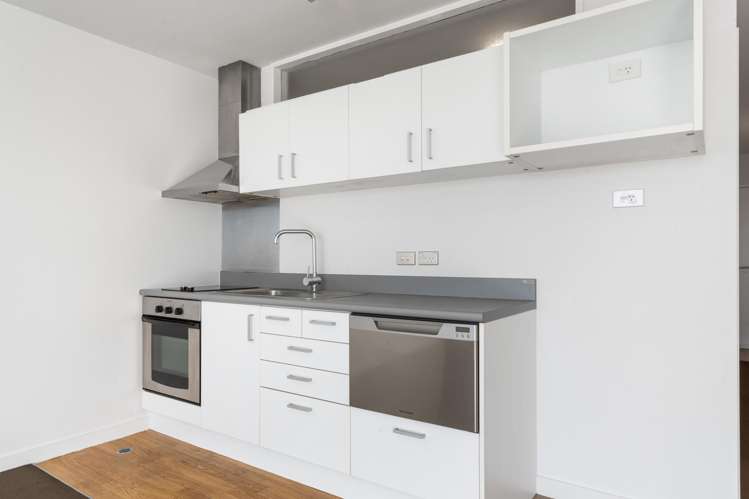 14/20 Stanmore Road Phillipstown_7