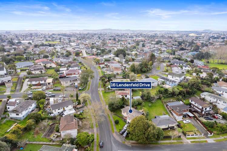 16 Lendenfeld Drive Papatoetoe_13