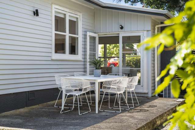 24 Sunray Avenue Titirangi_2