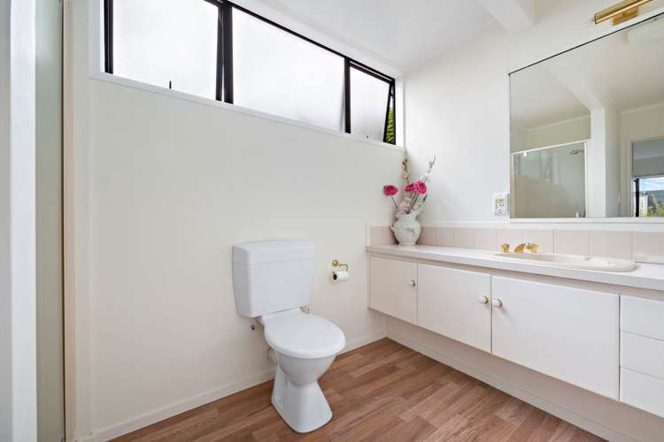 2/49 Hanene Street Saint Heliers_18