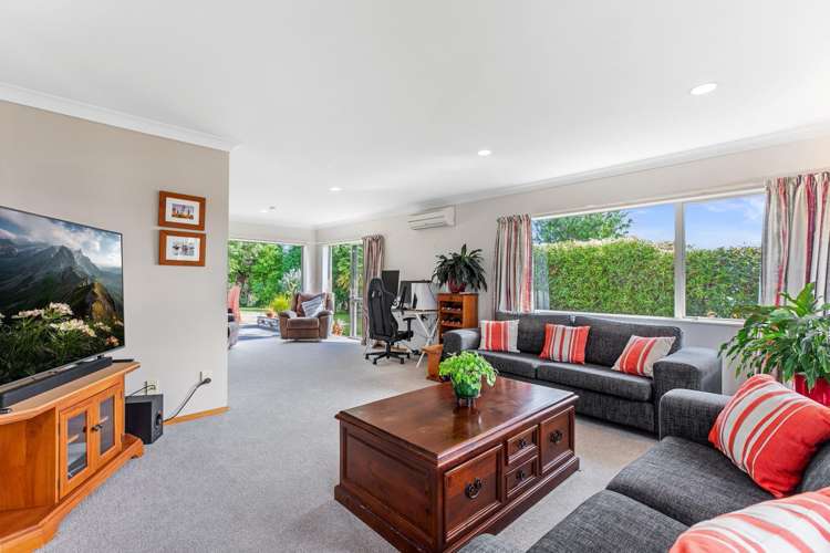 23 Stableford Drive Pyes Pa_3