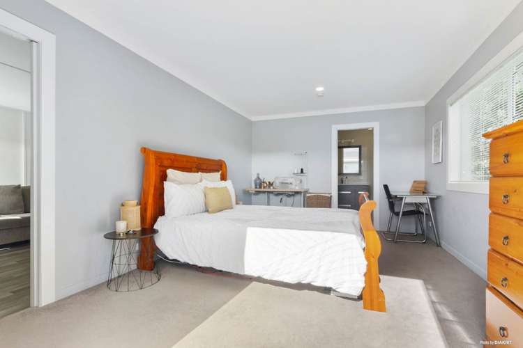 48 Glendene Avenue Glendene_14