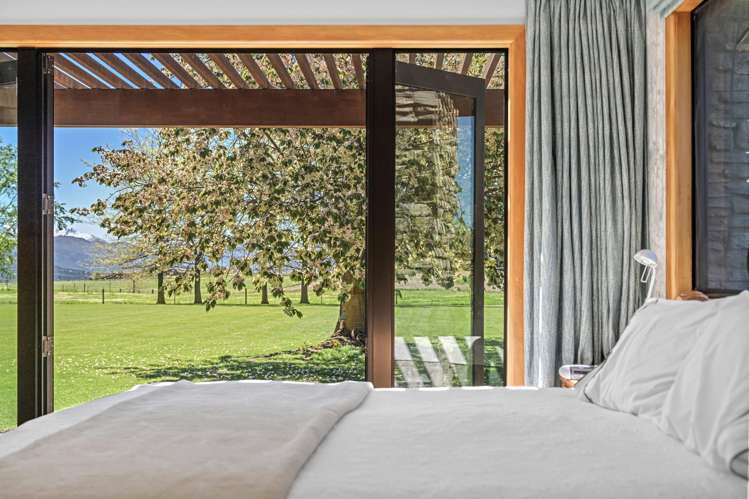 38 Sarginson Lane Wanaka_18
