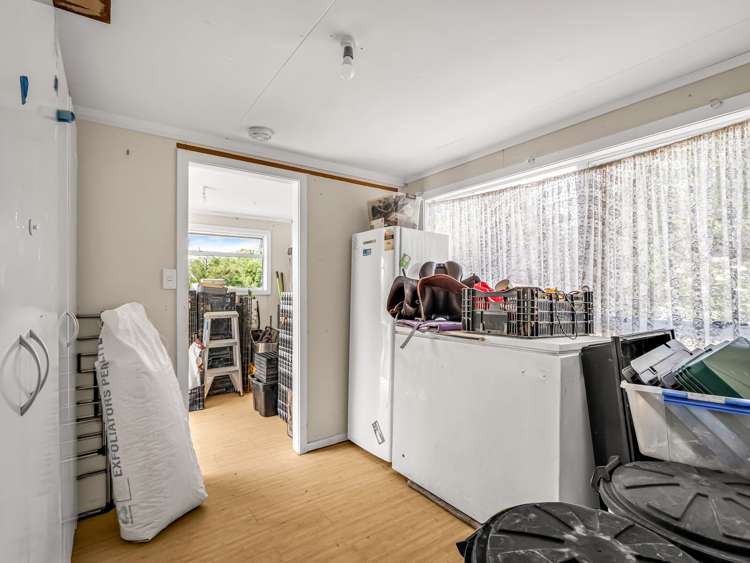 12 Swamp Road Cust_24