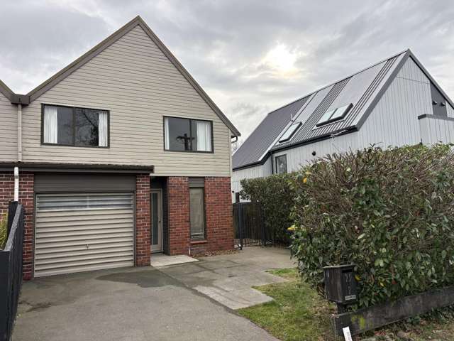 Tidy Three Bedroom Townhouse