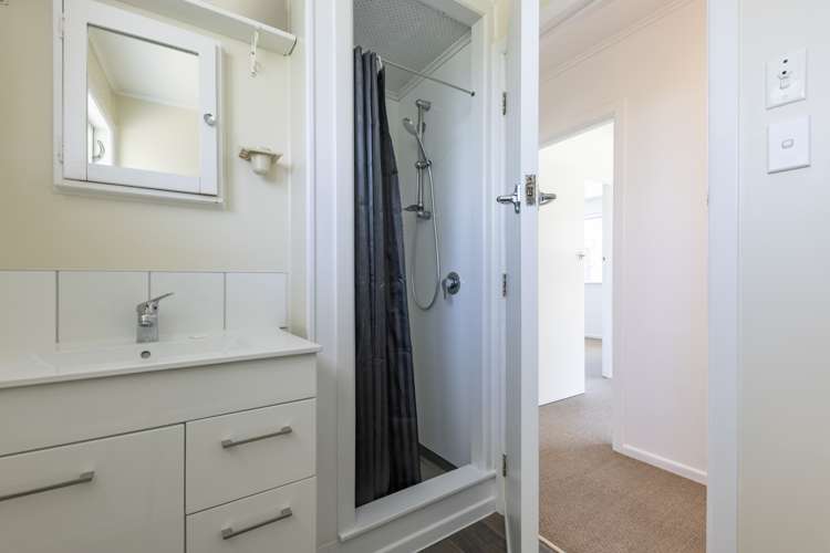 1/295a Blockhouse Bay Road Avondale_8