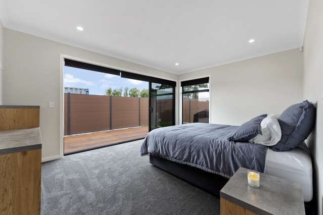 7 Phoenix Palms Grove Levin_3