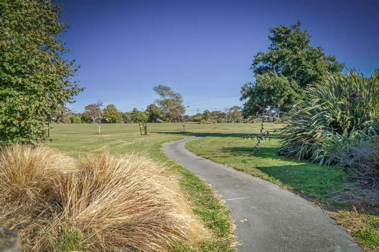 24 West-Watson Avenue Hillmorton_14